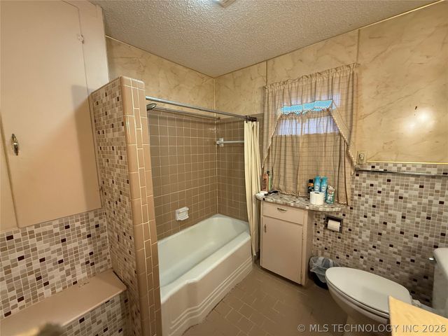 3523 Chandler, Muskogee, OK 74403