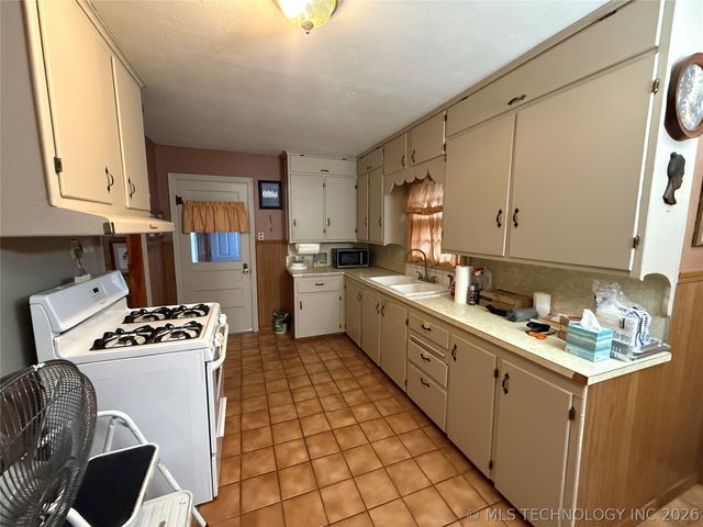 3523 Chandler, Muskogee, OK 74403