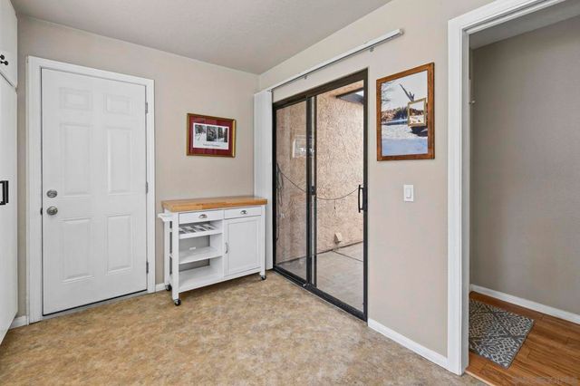 2099 Golden Circle, Escondido, CA 92026