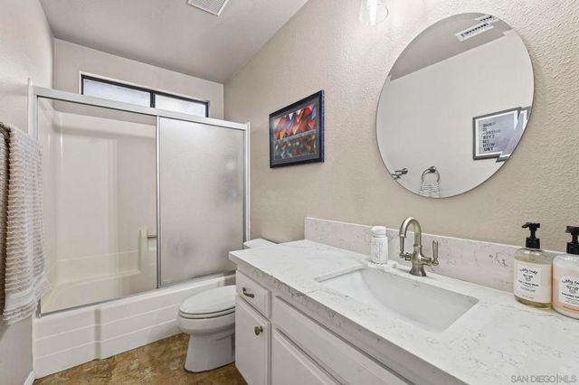 2099 Golden Circle, Escondido, CA 92026