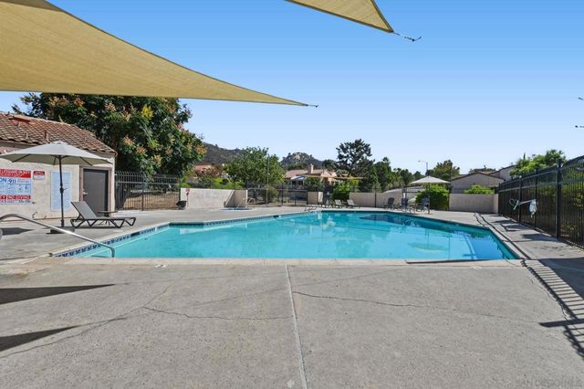2099 Golden Circle, Escondido, CA 92026