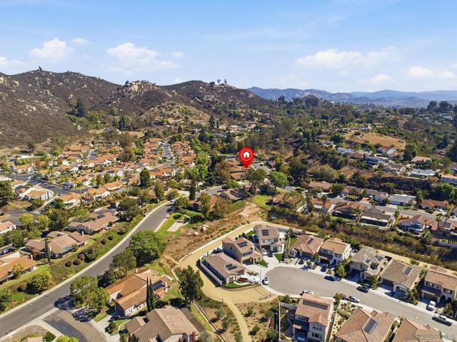 2099 Golden Circle, Escondido, CA 92026