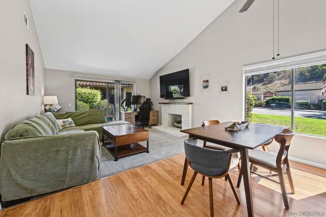 2099 Golden Circle, Escondido, CA 92026
