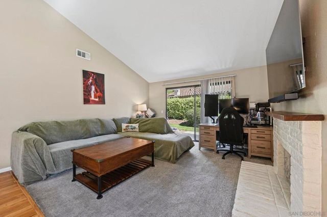 2099 Golden Circle, Escondido, CA 92026