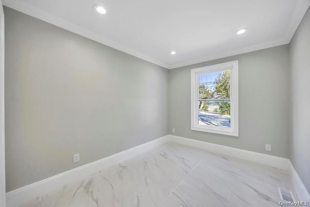 41 Perry Street, Hempstead, NY 11550