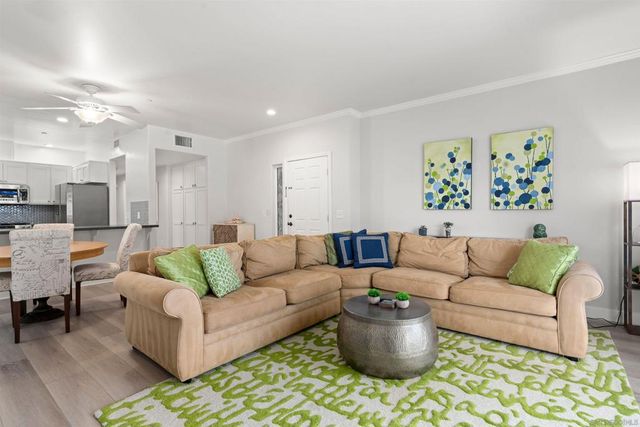 848 E Avenue, Coronado, CA 92118