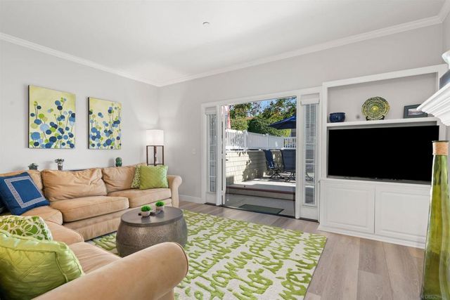 848 E Avenue, Coronado, CA 92118