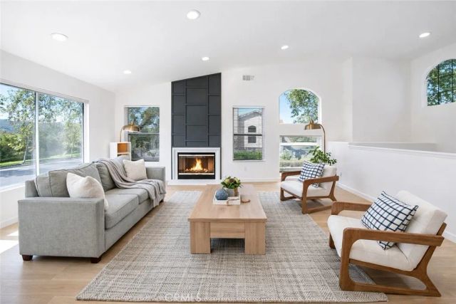 35 Deerborn, Aliso Viejo, CA 92656