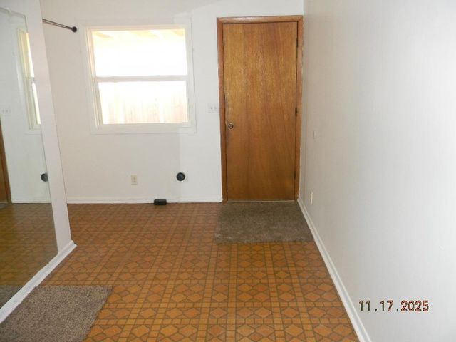 354 N Slade, Haysville, KS 67060