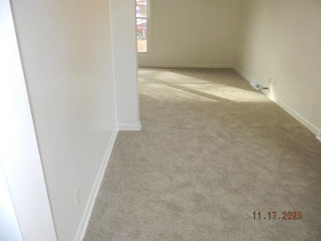 354 N Slade, Haysville, KS 67060