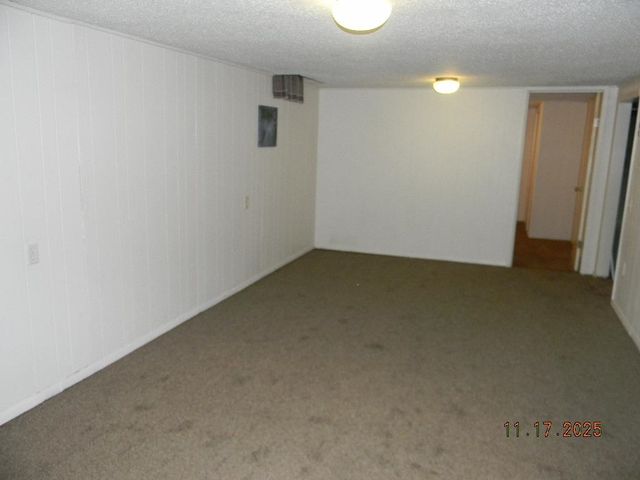 354 N Slade, Haysville, KS 67060