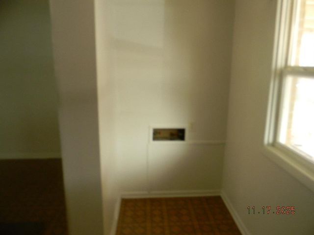 354 N Slade, Haysville, KS 67060