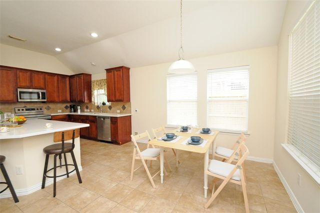 7214 Paradise Park Bend, Richmond, TX 77407