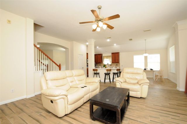 7214 Paradise Park Bend, Richmond, TX 77407
