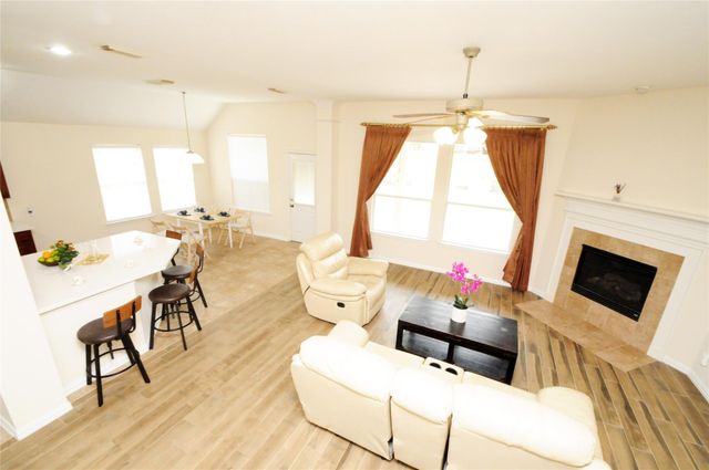 7214 Paradise Park Bend, Richmond, TX 77407
