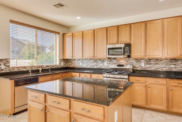 5733 W Plum Road, Phoenix, AZ 85083