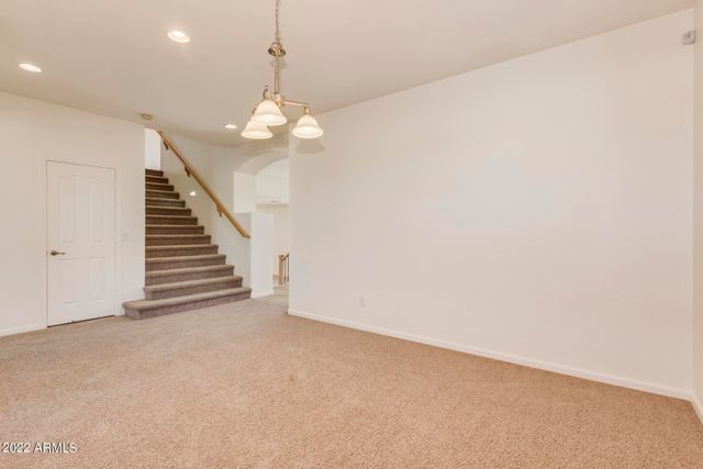 5733 W Plum Road, Phoenix, AZ 85083