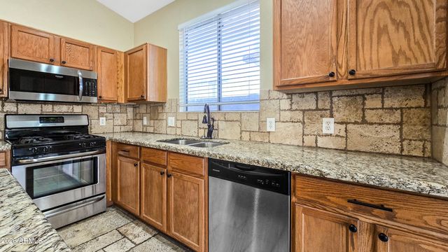 16252 W MADISON Street, Goodyear, AZ 85338