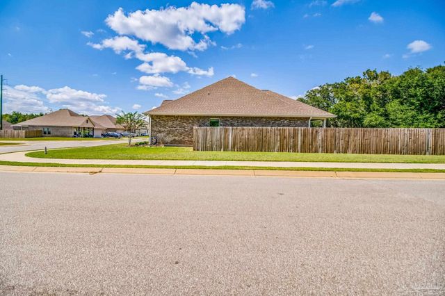 4246 Southern Palm Dr, Pace, FL 32571