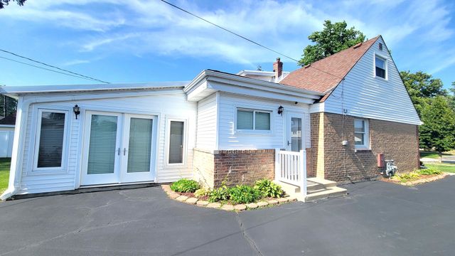 11022 Massasoit, Chicago Ridge, IL 60415