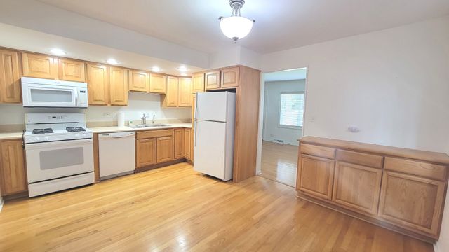 11022 Massasoit, Chicago Ridge, IL 60415