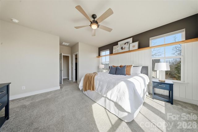 11921 Fiddlers Roof Lane, Charlotte, NC 28277