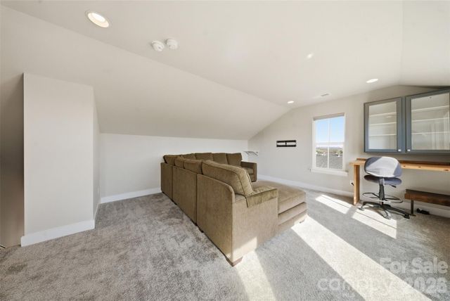 11921 Fiddlers Roof Lane, Charlotte, NC 28277