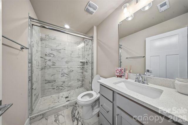 11921 Fiddlers Roof Lane, Charlotte, NC 28277