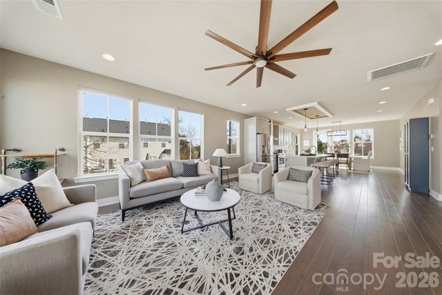 11921 Fiddlers Roof Lane, Charlotte, NC 28277