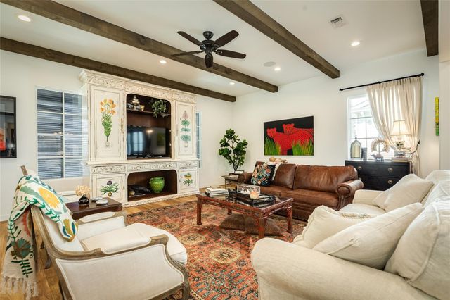 117 Island Passage, Galveston, TX 77554