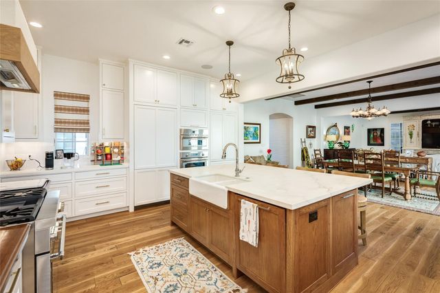 117 Island Passage, Galveston, TX 77554