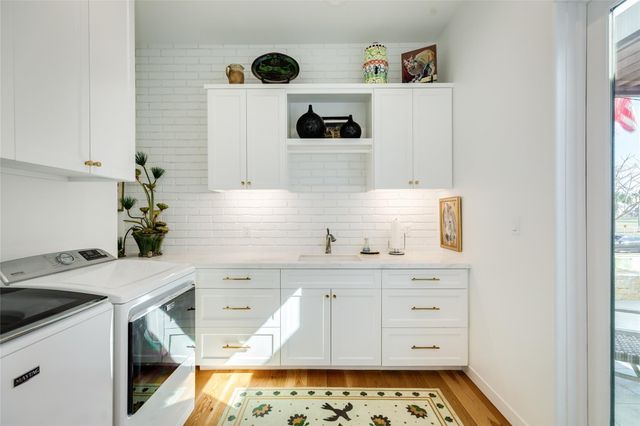 117 Island Passage, Galveston, TX 77554