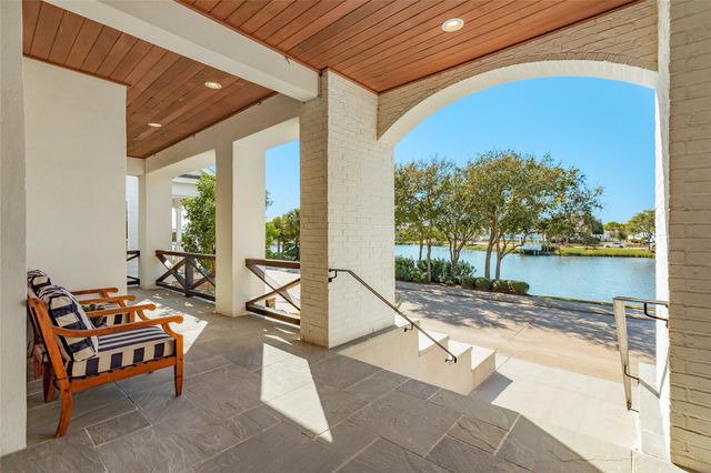 117 Island Passage, Galveston, TX 77554