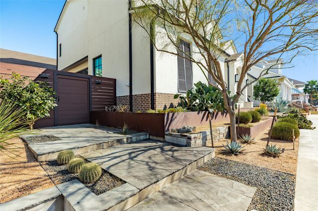 117 Island Passage, Galveston, TX 77554