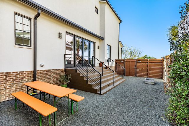 117 Island Passage, Galveston, TX 77554