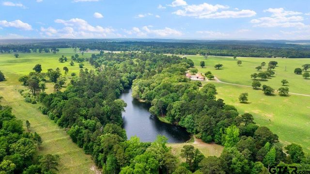 226 N FM 2869, Winnsboro, TX 75494