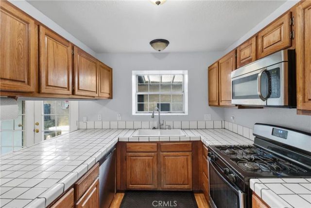 43675 Park, Lancaster, CA 93534