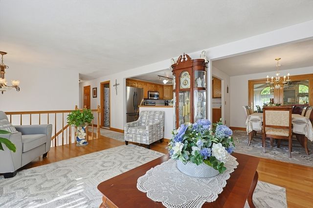 80 Joanne Rd, Stoughton, MA 02072