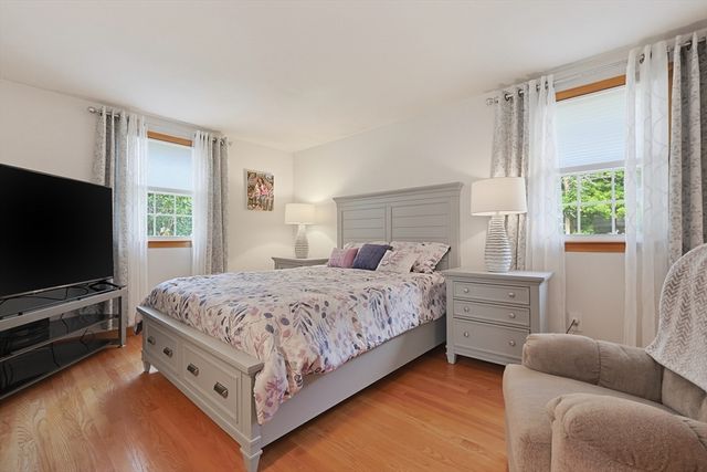 80 Joanne Rd, Stoughton, MA 02072