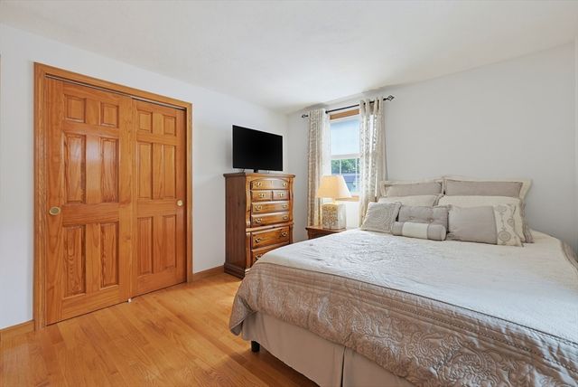 80 Joanne Rd, Stoughton, MA 02072