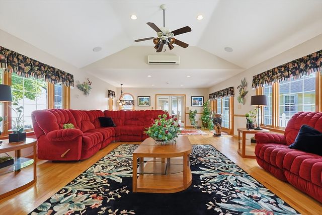 80 Joanne Rd, Stoughton, MA 02072