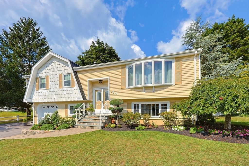 80 Joanne Rd, Stoughton, MA 02072