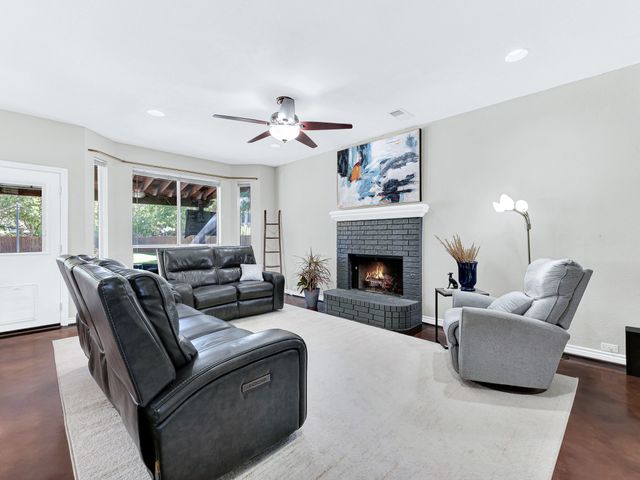 2904 Oak Bend Court, Flower Mound, TX 75028