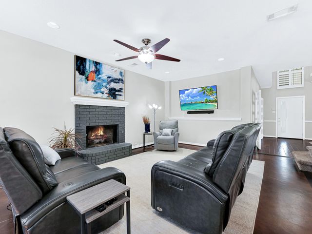 2904 Oak Bend Court, Flower Mound, TX 75028