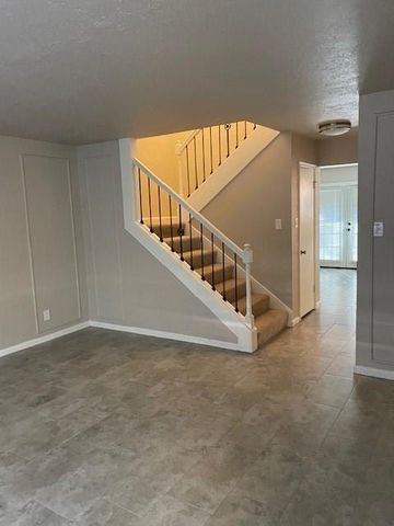 407 W Semands Street, Conroe, TX 77301