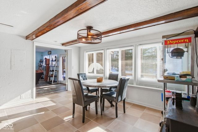 8460 S Green Drive, Nineveh, IN 46164