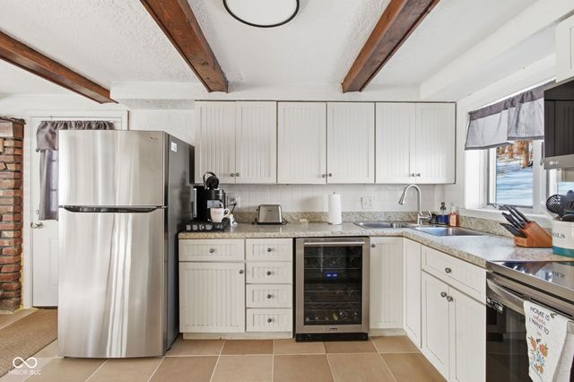 8460 S Green Drive, Nineveh, IN 46164