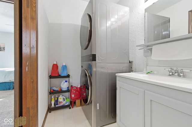 8460 S Green Drive, Nineveh, IN 46164