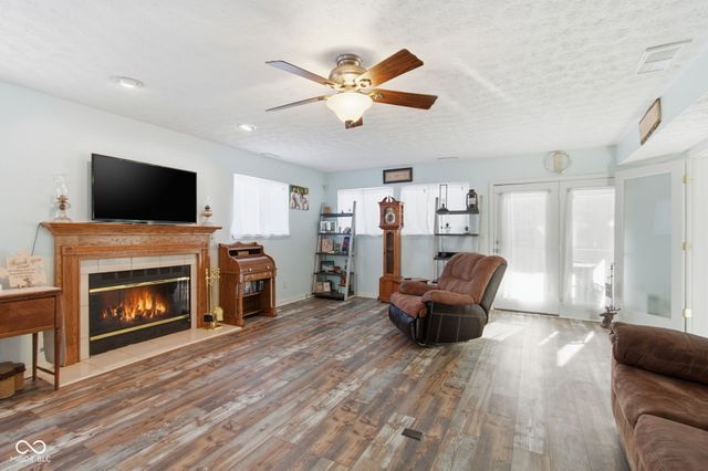 8460 S Green Drive, Nineveh, IN 46164