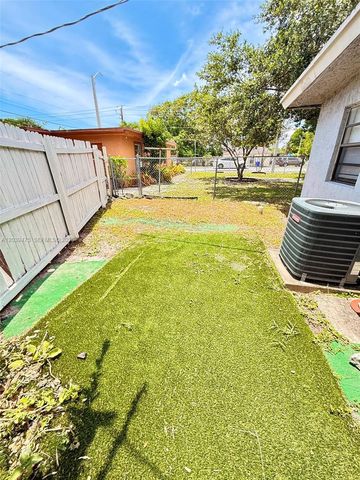 204 NW 28th Ave Front, Fort Lauderdale, FL 33311